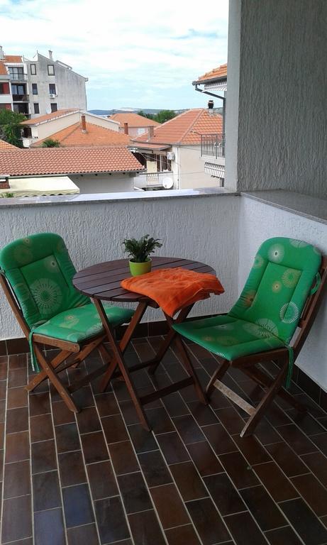 Apartments Davor Biograd Na Moru Habitación foto